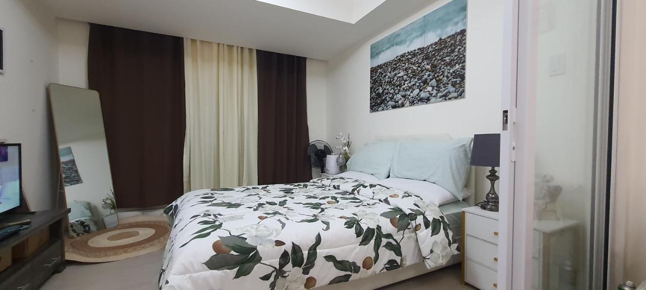 Jn Condotel The Azure Urban Resort Residences Paranaque City Kültér fotó