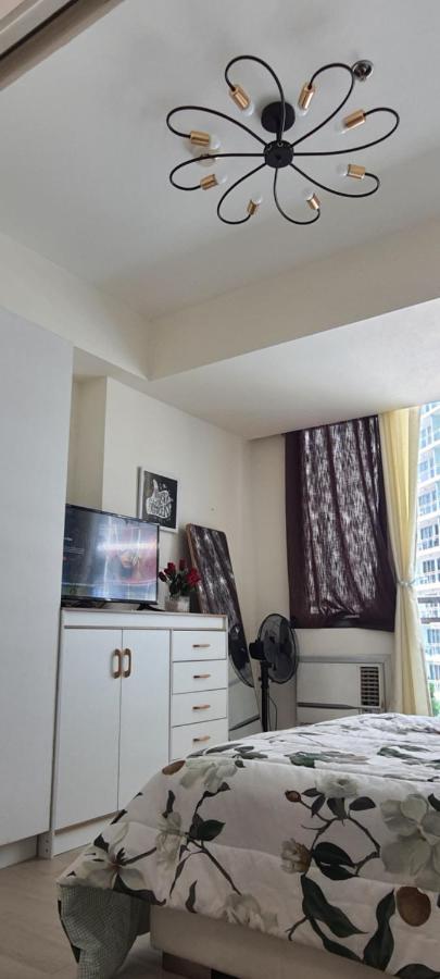 Jn Condotel The Azure Urban Resort Residences Paranaque City Kültér fotó