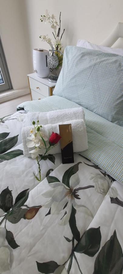 Jn Condotel The Azure Urban Resort Residences Paranaque City Kültér fotó